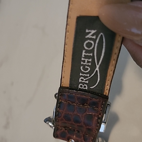 Brighton Brown Italian Leather Croc Embossed Silver Hardware ML/32 Charm Belt - Picture 4 of 11